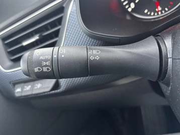 Image véhicule  Renault ARKANA (9)