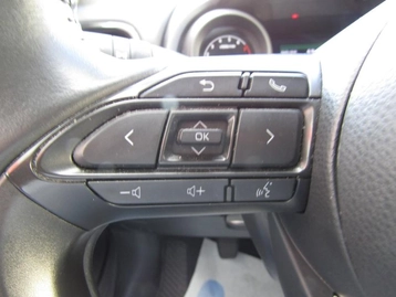 Image véhicule  Toyota YARIS (10)