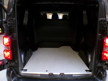 Image véhicule  Opel VIVARO (7)