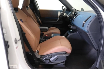 Image véhicule  Mini COUNTRYMAN (23)