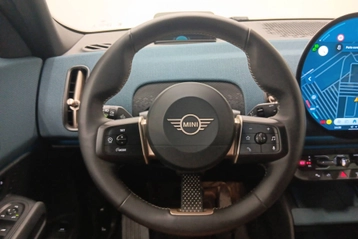 Image véhicule  Mini COUNTRYMAN (19)