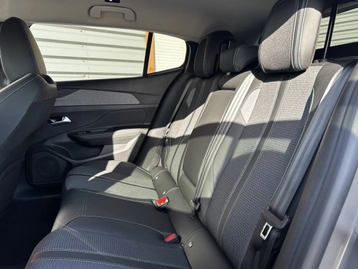 Image véhicule  Peugeot 408 (5)