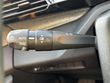 Image véhicule  Peugeot 408 (10)