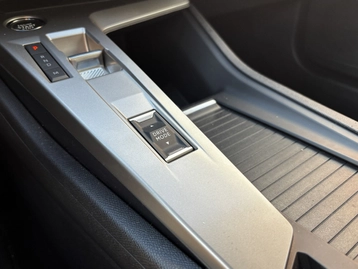 Image véhicule  Peugeot 408 (25)