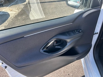 Image véhicule  Toyota YARIS (17)