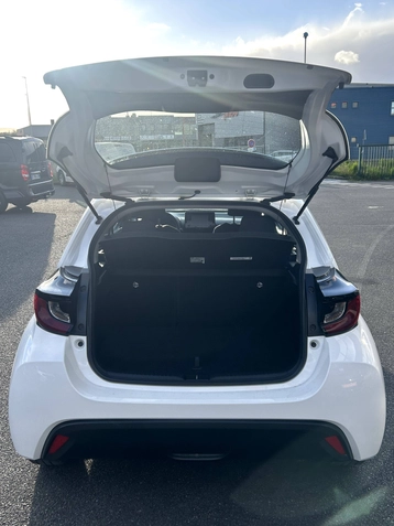 Image véhicule  Toyota YARIS (8)