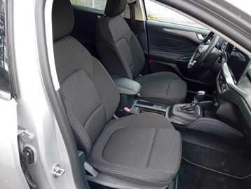 Image véhicule  Ford FOCUS (10)
