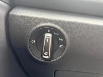 Image véhicule  Volkswagen T-ROC (13)