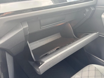 Image véhicule  Volkswagen T-ROC (27)