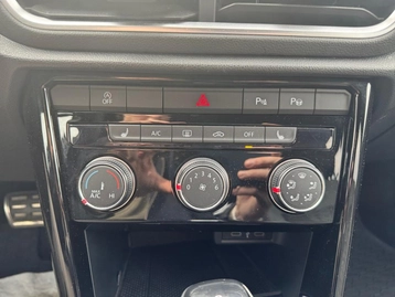 Image véhicule  Volkswagen T-ROC (25)