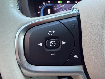 Image véhicule  Volvo XC60 (17)