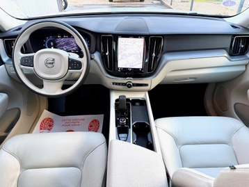 Image véhicule  Volvo XC60 (9)