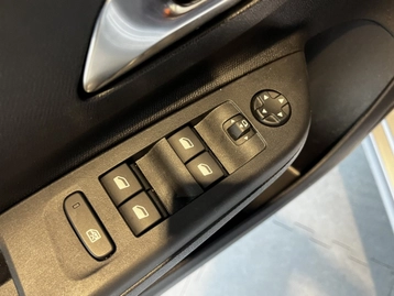 Image véhicule  Opel CORSA (6)