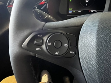 Image véhicule  Opel CORSA (10)