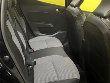 Image véhicule  Renault CLIO (23)