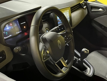 Image véhicule  Renault CLIO (25)