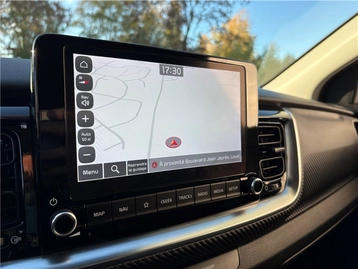 Image véhicule  Kia STONIC (10)