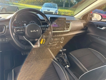 Image véhicule  Kia STONIC (6)