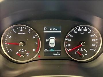 Image véhicule  Kia STONIC (8)