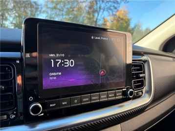 Image véhicule  Kia STONIC (9)