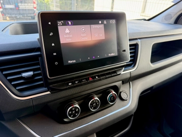 Image véhicule  Renault TRAFIC (12)
