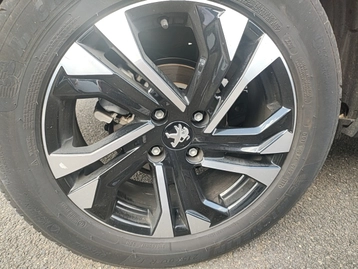 Image véhicule  Peugeot 2008 (17)