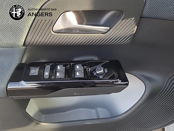 Image véhicule  Citroën C5 AIRCROSS HYBRIDE (12)