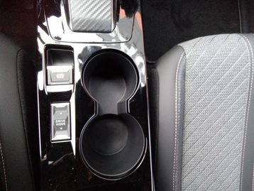 Image véhicule  Peugeot 2008 (25)