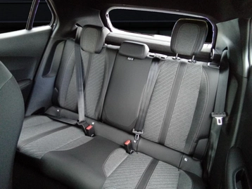 Image véhicule  Peugeot 2008 (12)