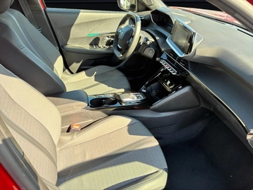 Image véhicule  Peugeot 2008 (17)