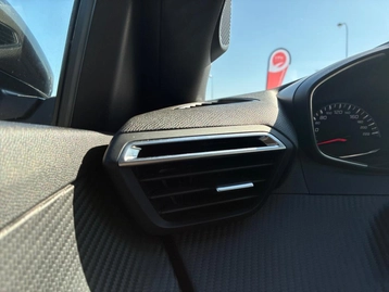 Image véhicule  Peugeot 2008 (20)