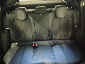 Image véhicule  Peugeot 2008 (15)