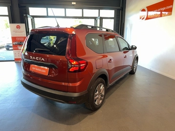 Image véhicule  Dacia Jogger 7 Places (4)
