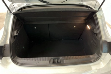 Image véhicule  Renault CLIO V (14)