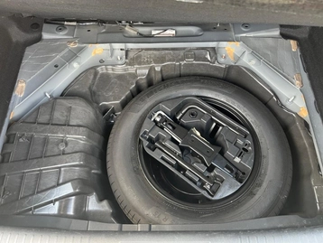 Image véhicule  Renault MEGANE (33)
