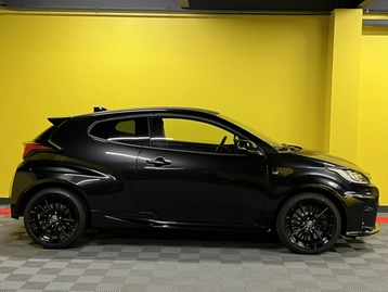 Image véhicule  Toyota YARIS (34)