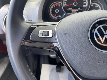 Image véhicule  Volkswagen Up 2.0 (8)
