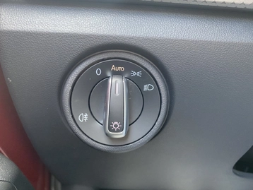 Image véhicule  Volkswagen Up 2.0 (17)