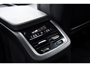 Image véhicule  Volvo XC90 (19)