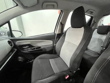 Image véhicule  Toyota YARIS (13)