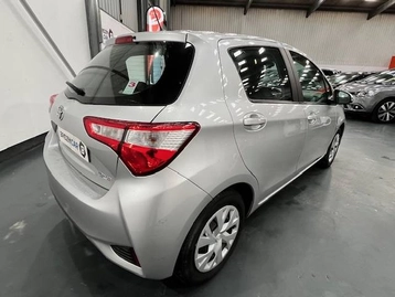 Image véhicule  Toyota YARIS (2)