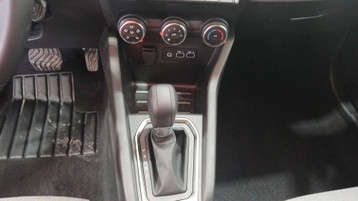 Image véhicule  Renault CLIO V (17)