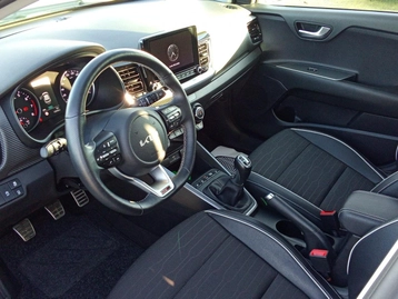 Image véhicule  Kia STONIC (23)