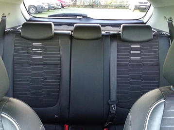 Image véhicule  Kia STONIC (35)