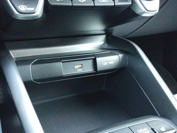 Image véhicule  Kia STONIC (24)