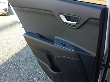 Image véhicule  Kia STONIC (33)