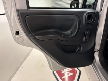 Image véhicule  Fiat PANDA (16)