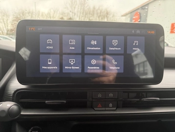 Image véhicule  Jeep AVENGER (29)