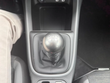 Image véhicule  Jeep AVENGER (37)