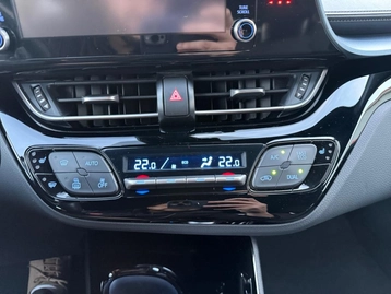 Image véhicule  Toyota C-HR (27)